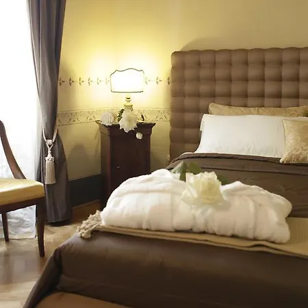 Residenza D'epoca -santa Caterina بيزا